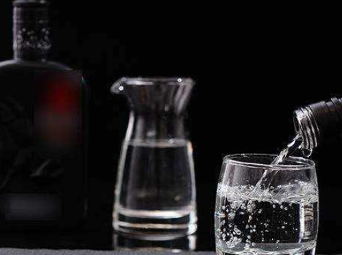 泸州白酒厂家.png 泸州白酒厂家.png